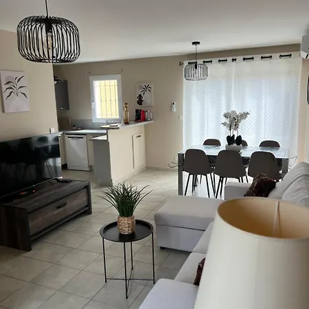En Provence 3 T3 Jardin Clos בית נופש