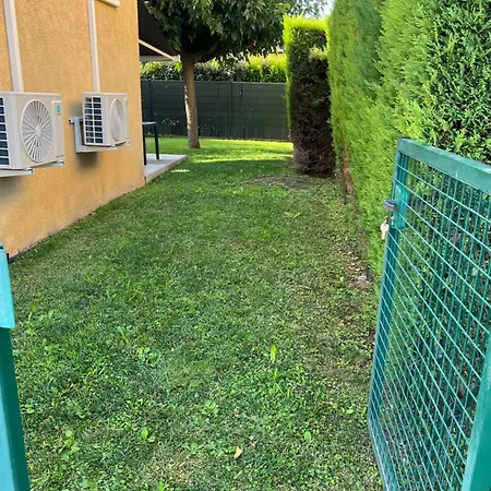 En Provence 3 T3 Jardin Clos بيت للعطل