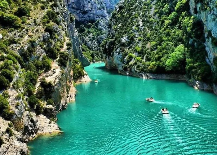 En Provence 3 T3 Jardin Clos *