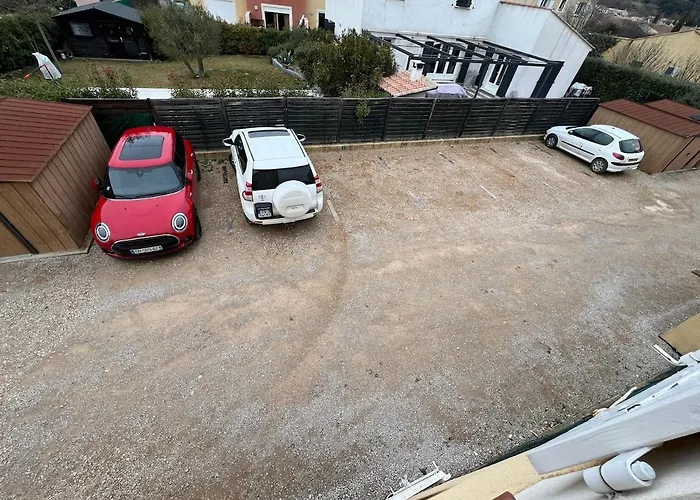 En Provence 3 T3 Jardin Clos