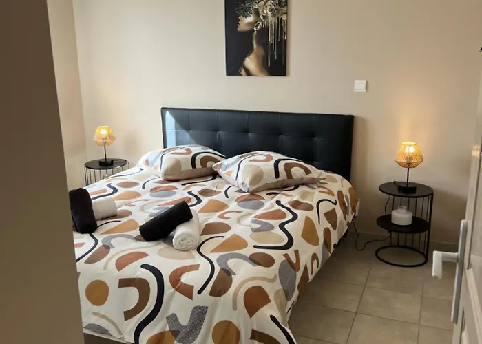 En Provence 3 T3 Jardin Clos Holiday home